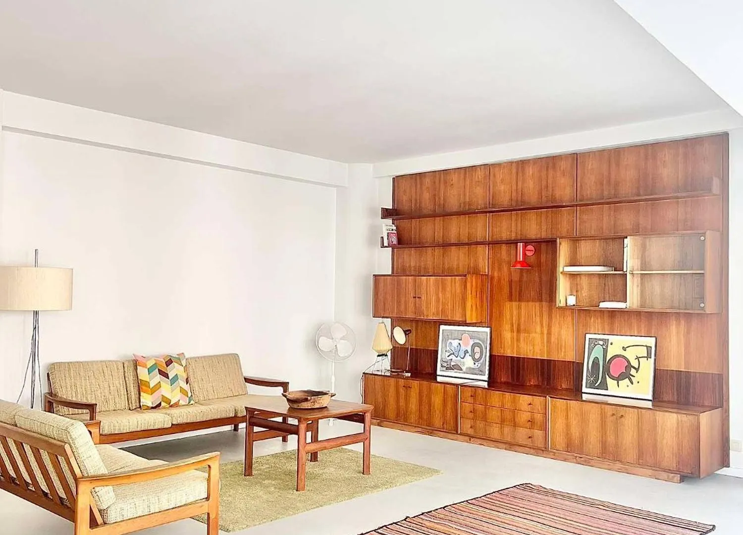 5 Min Grand Place Amazing Apt Renovated contacts