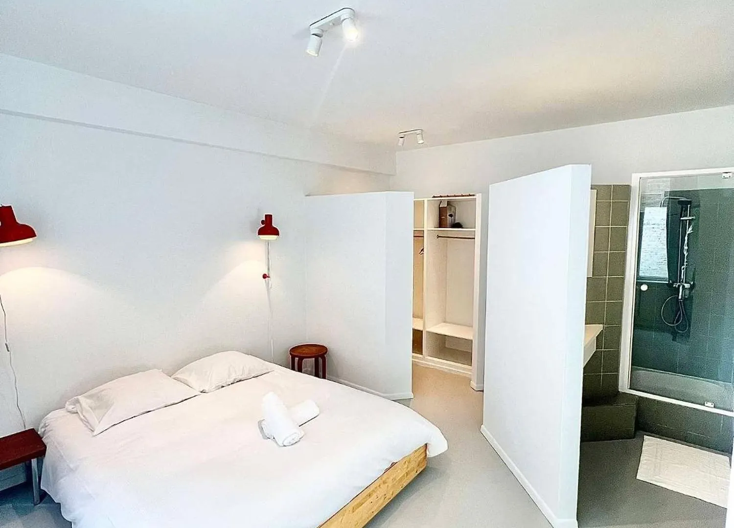 Апартаменты 5 Min Grand Place Amazing Apt Renovated Брюссель 0*,  Бельгия